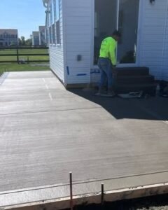 Insured Concrete Crew in Concord, NC